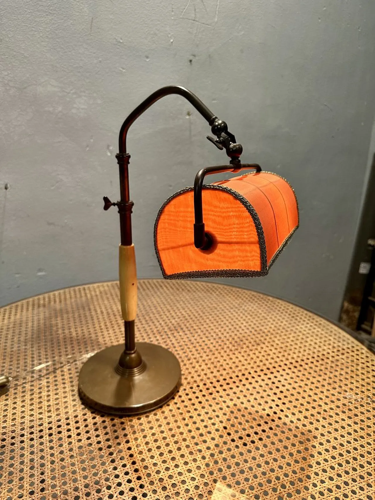 Brass ministerial lamp with Bakelite handle, 1930s 2