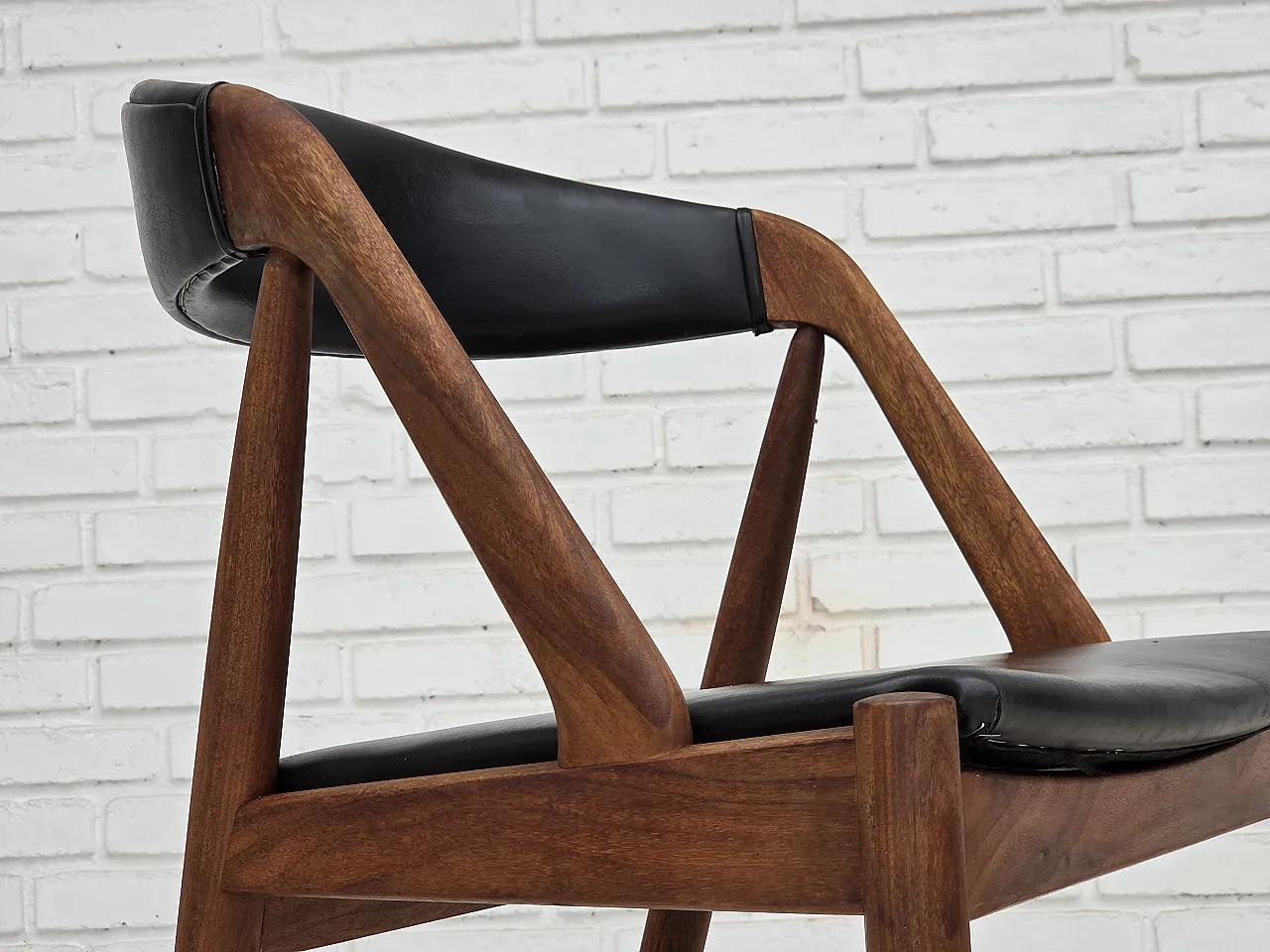 1960s, Danish design by Kai Kristensen, set of 4 armchairs, leather. 2