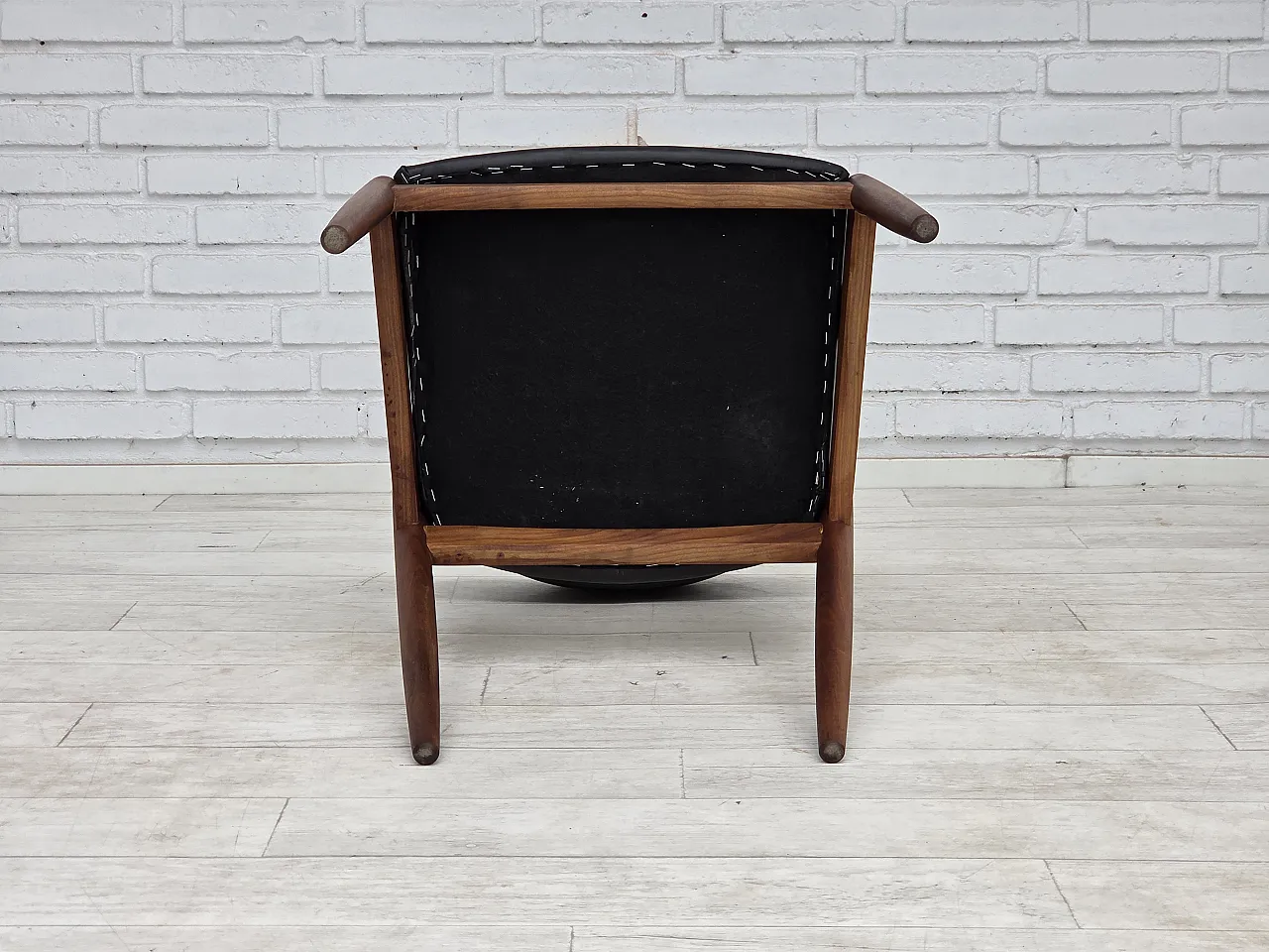 1960s, Danish design by Kai Kristensen, set of 4 armchairs, leather. 3