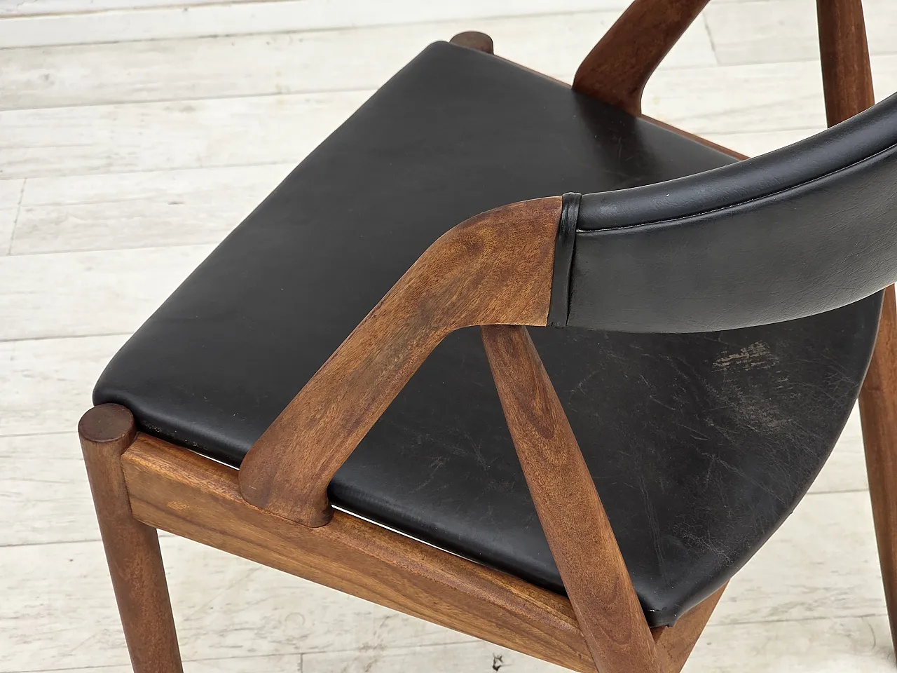 1960s, Danish design by Kai Kristensen, set of 4 armchairs, leather. 6