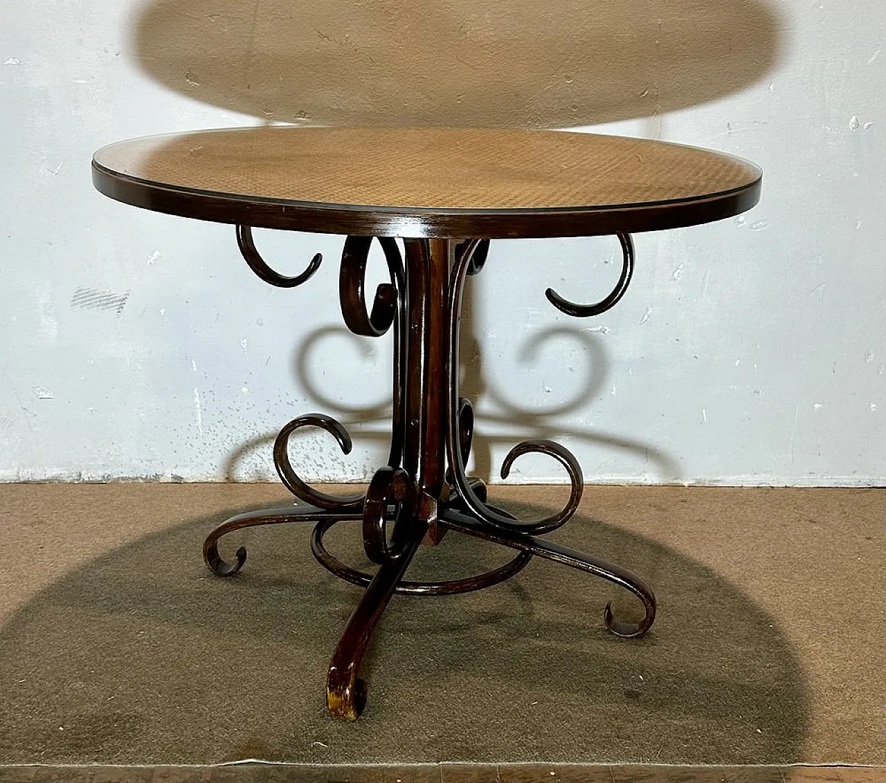 Dining table by Michael Thonet for Thonet 8