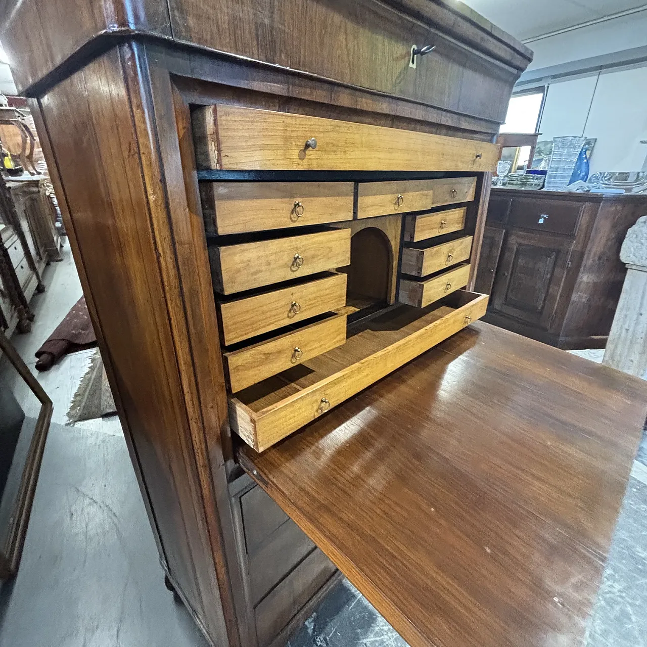 Folding secretaire Charles X Emilia walnut and cherry, 1830 11
