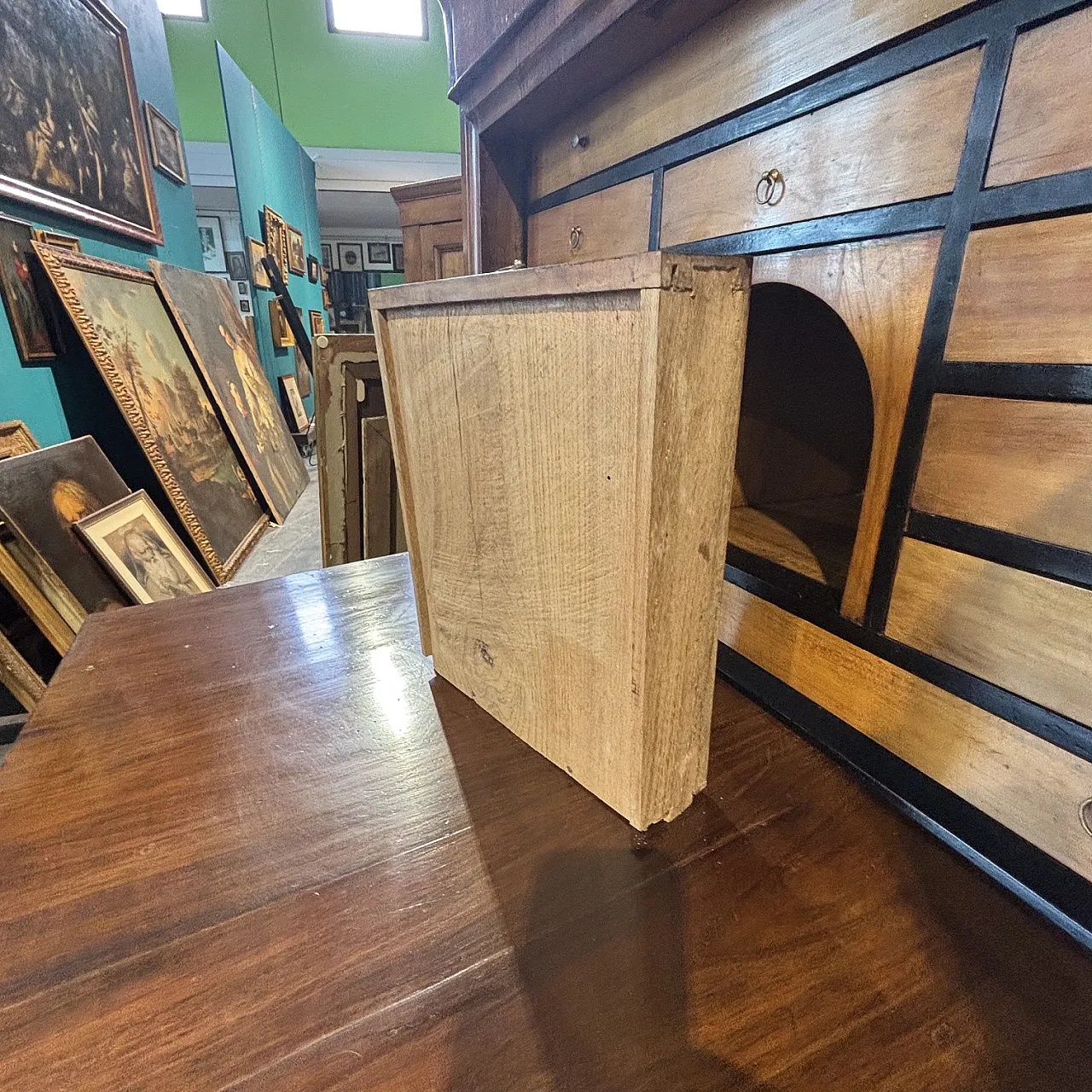 Folding secretaire Charles X Emilia walnut and cherry, 1830 13