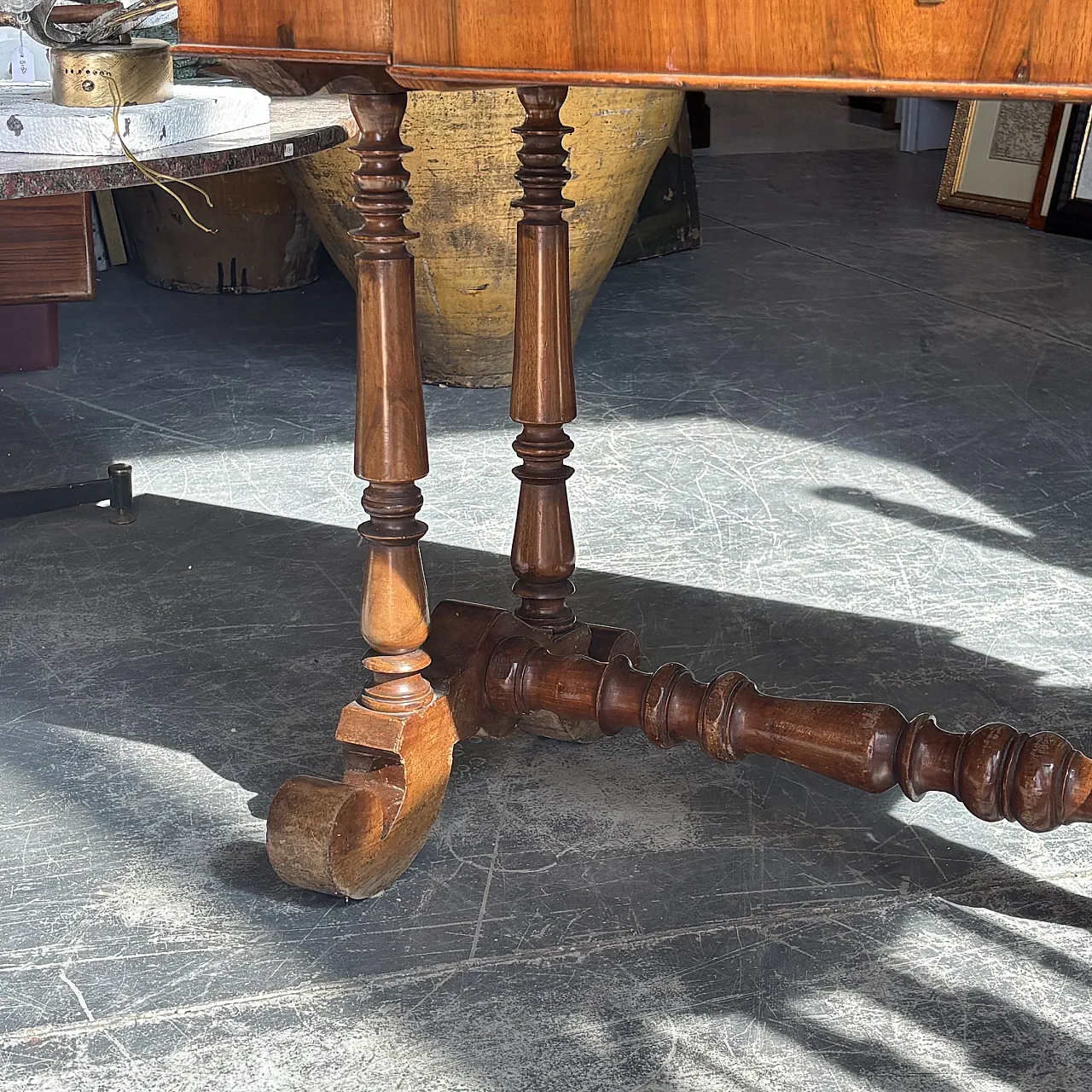 Charles X walnut coffee table, early 19th century 6
