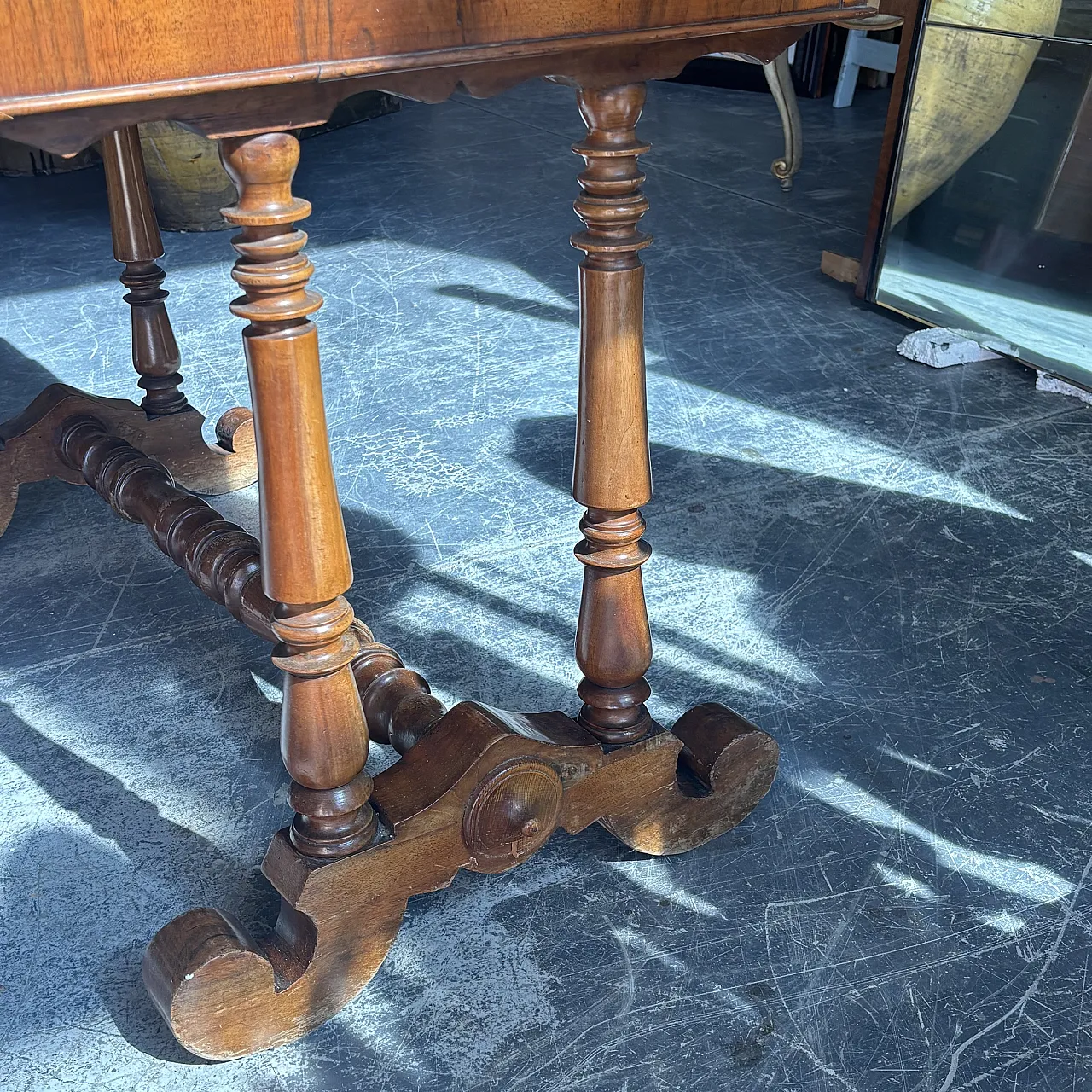 Charles X walnut coffee table, early 19th century 9