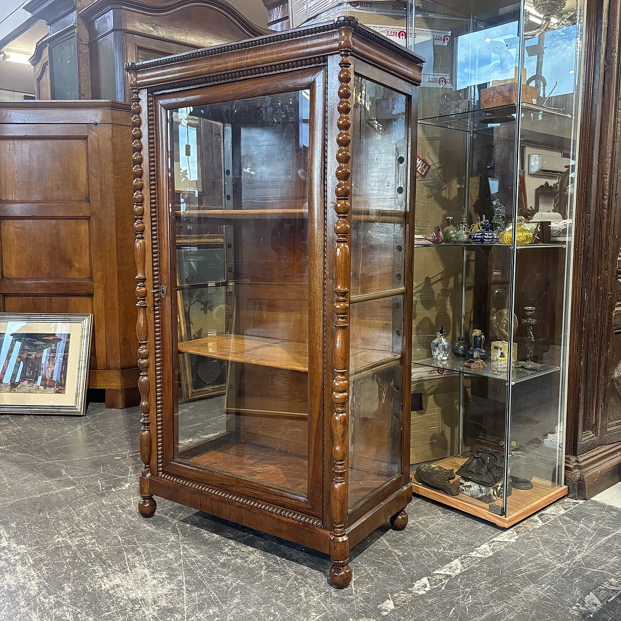 Display cabinet Charles X bookcase in solid walnut restored, 1820 1