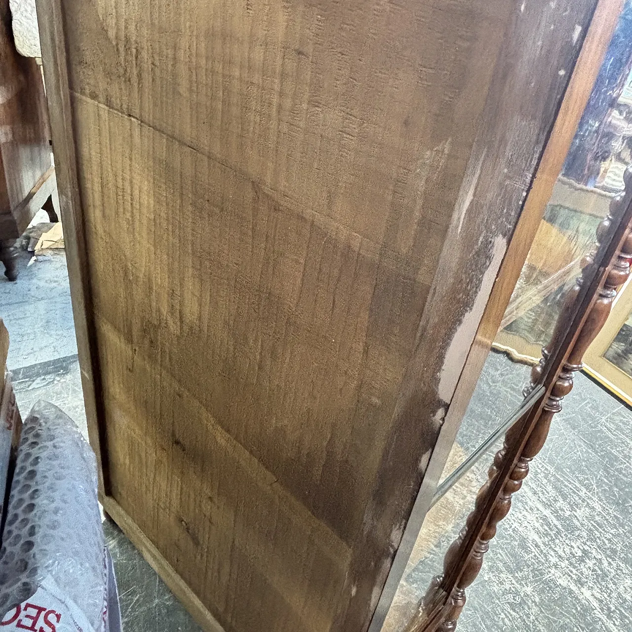 Display cabinet Charles X bookcase in solid walnut restored, 1820 13