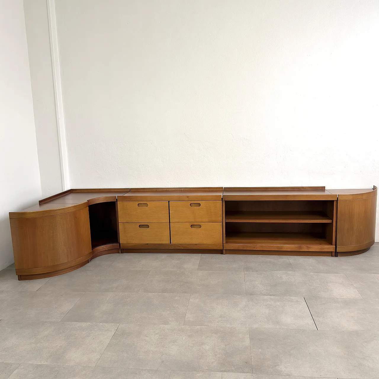 Low modular Fiorenza sideboard by Tito Agnoli for Molteni, 1970s 6