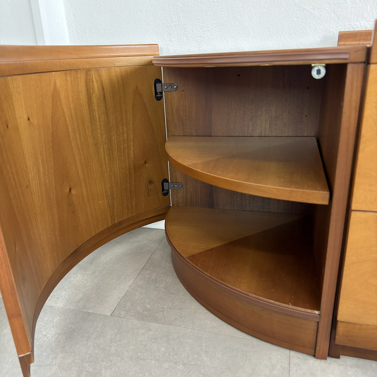 Low modular Fiorenza sideboard by Tito Agnoli for Molteni, 1970s 12