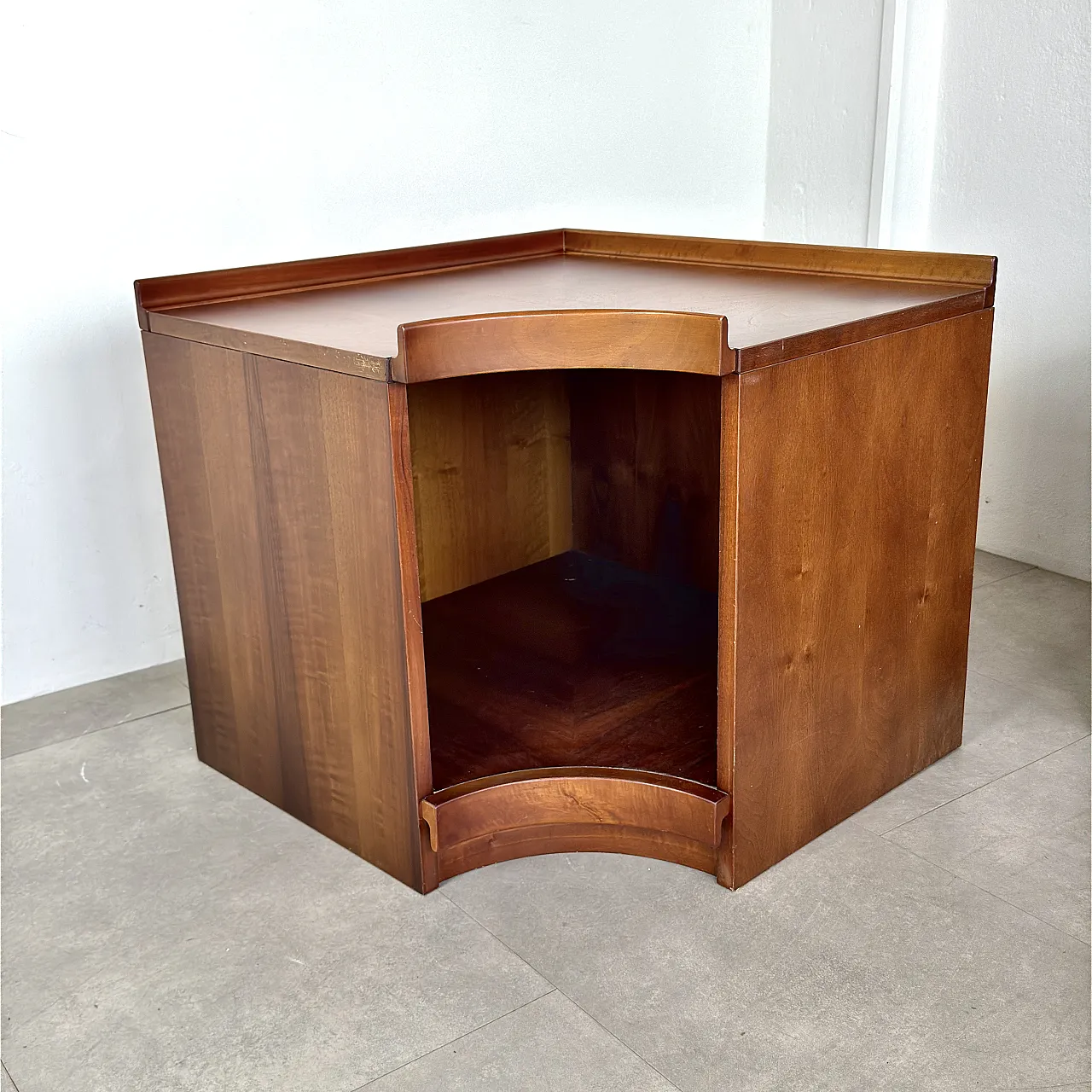 Low modular Fiorenza sideboard by Tito Agnoli for Molteni, 1970s 13