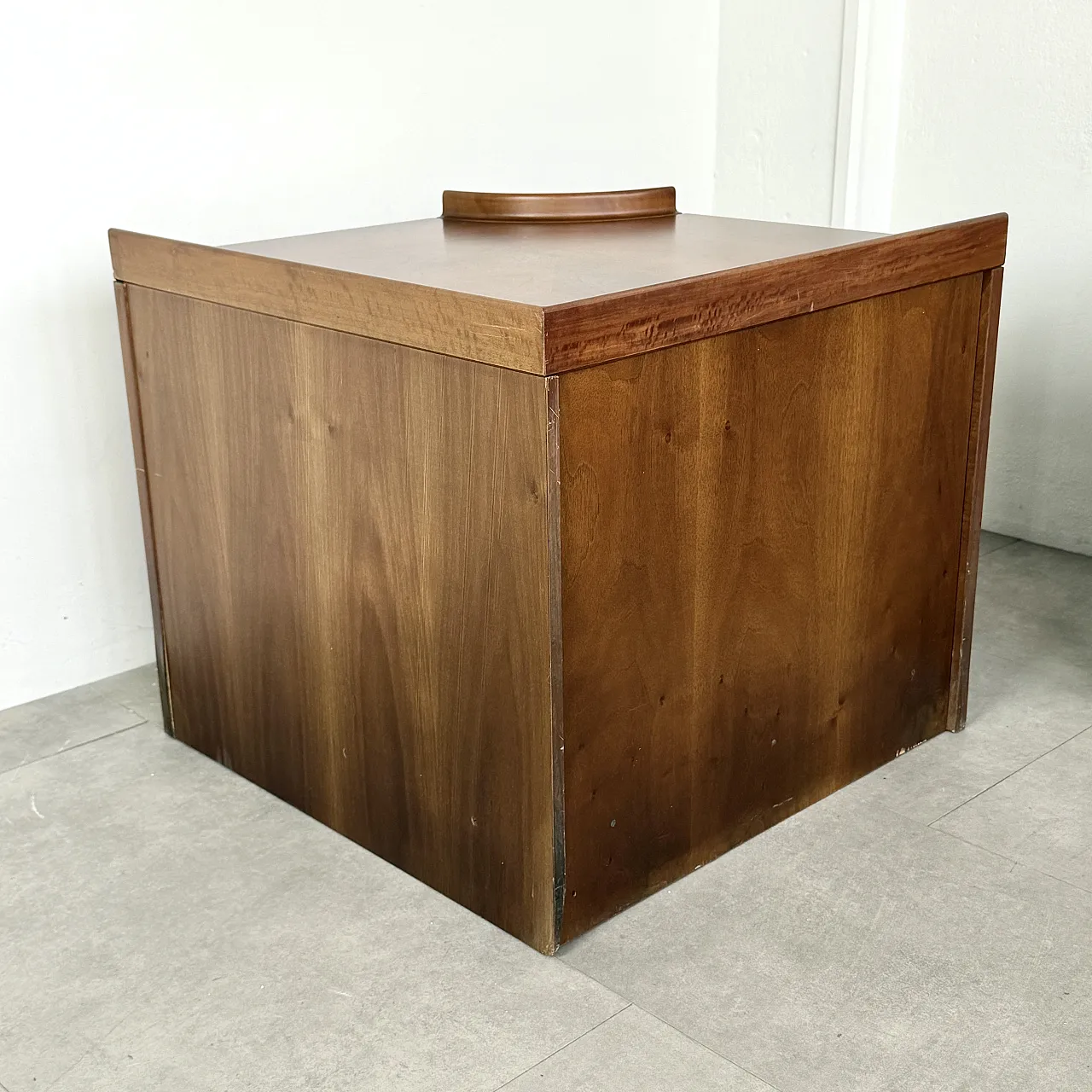 Low modular Fiorenza sideboard by Tito Agnoli for Molteni, 1970s 17