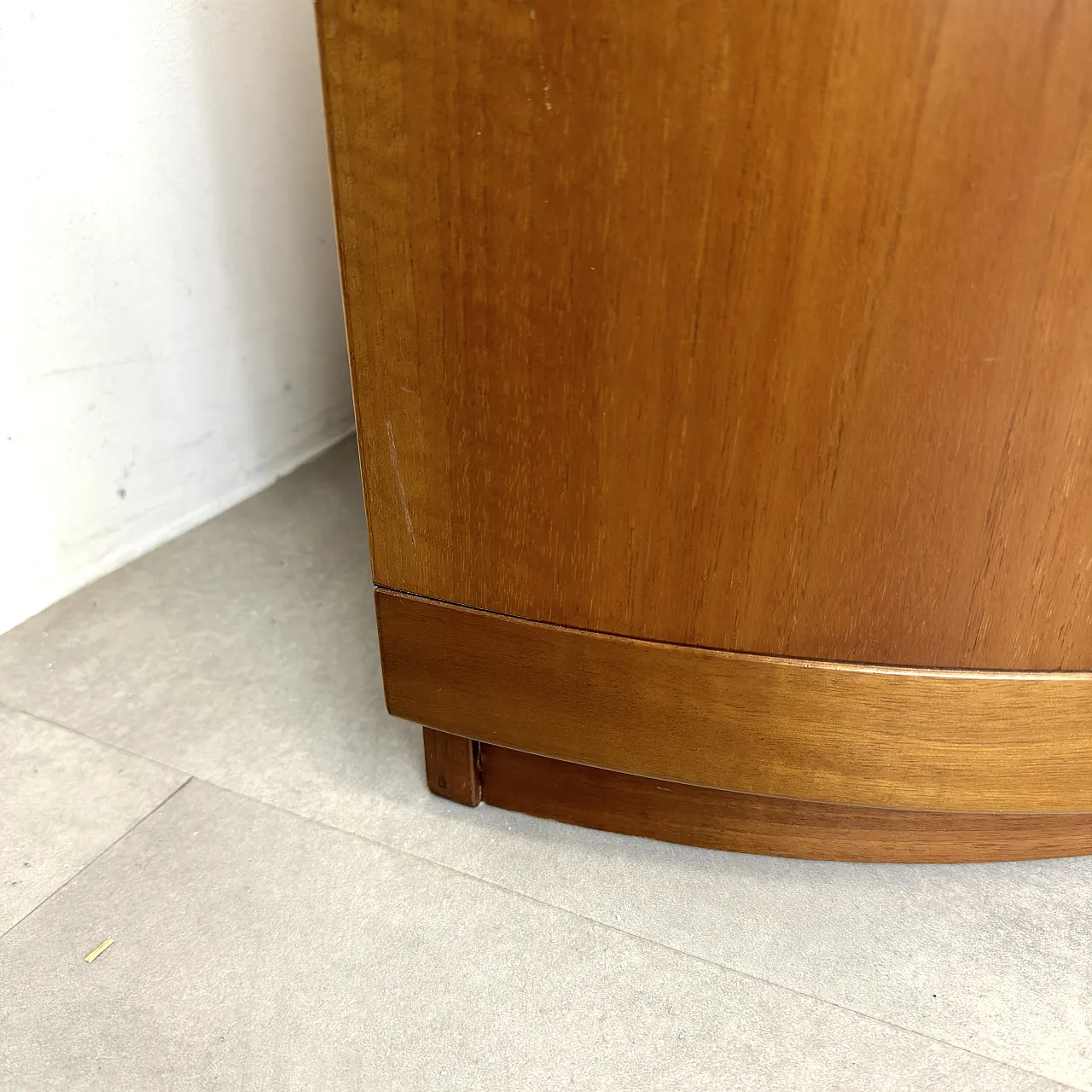 Low modular Fiorenza sideboard by Tito Agnoli for Molteni, 1970s 22