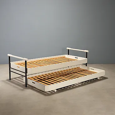 Pair of L75 beds by Osvaldo Borsani for Tecno, 20th century