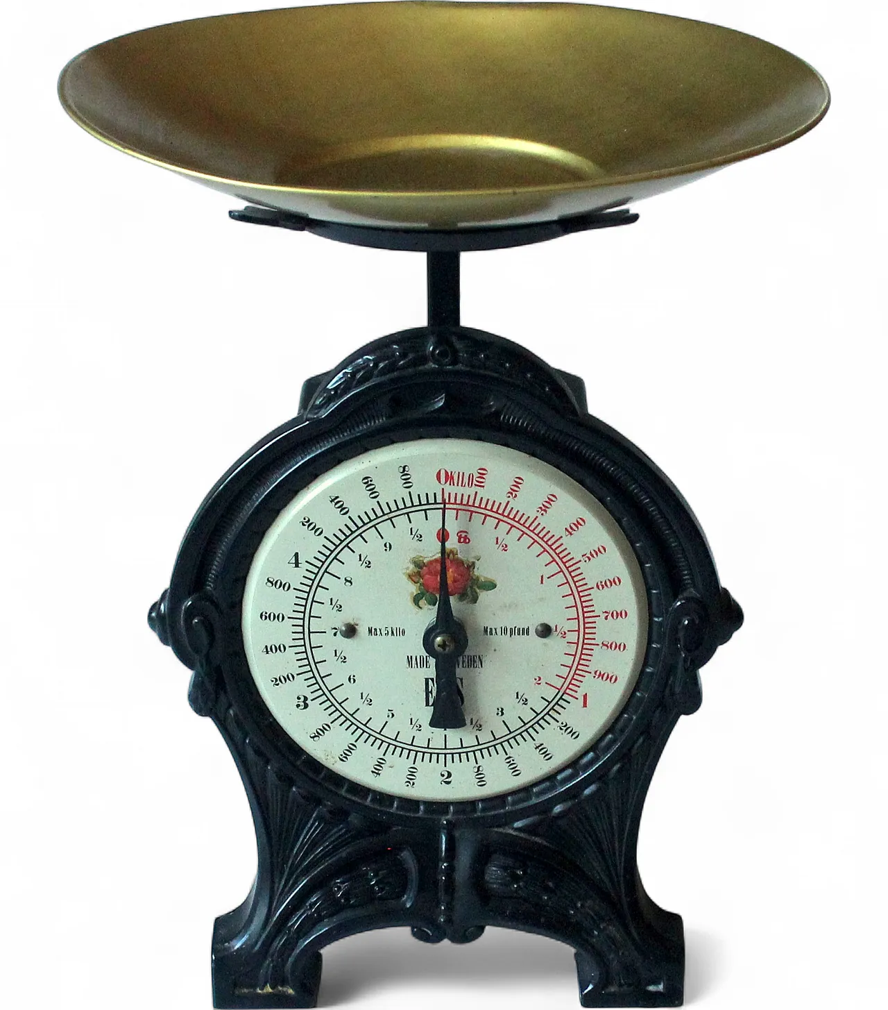 Kitchen scale designed by Bengt Ek for swedish brand EKS 7