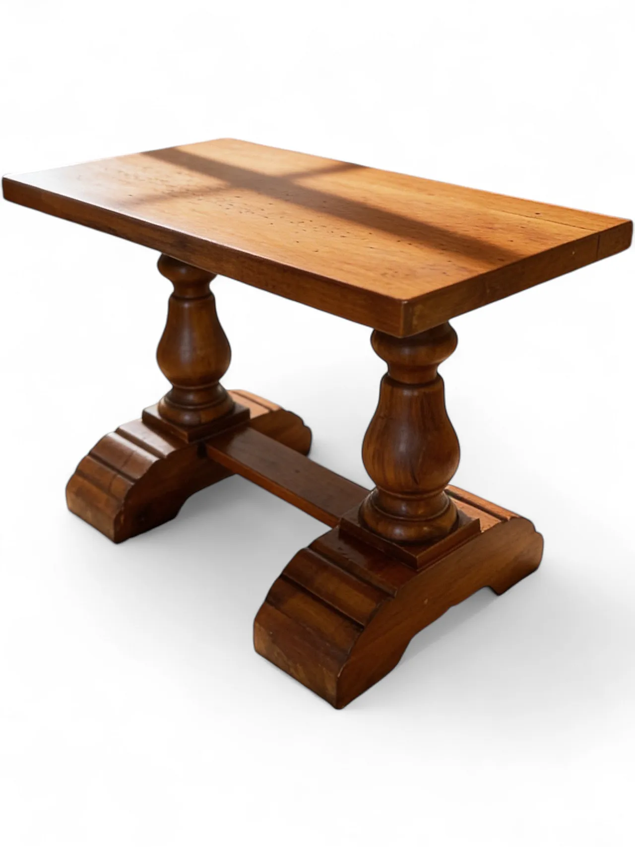 Rustic walnut wooden table, 1900s 46