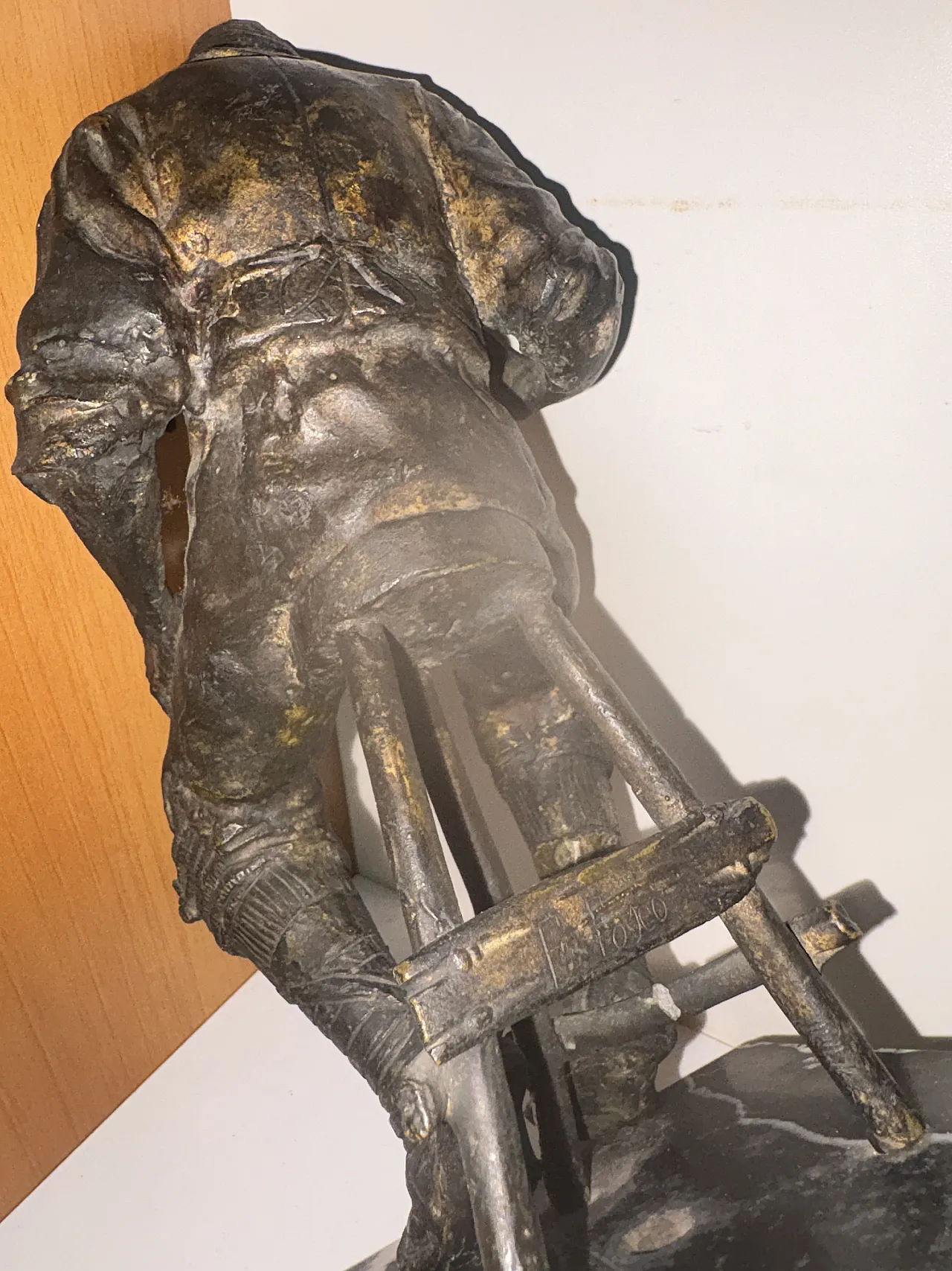 Pasquale Fosca, The Drinker, sculpture, bronze and marble, late 19th century 13