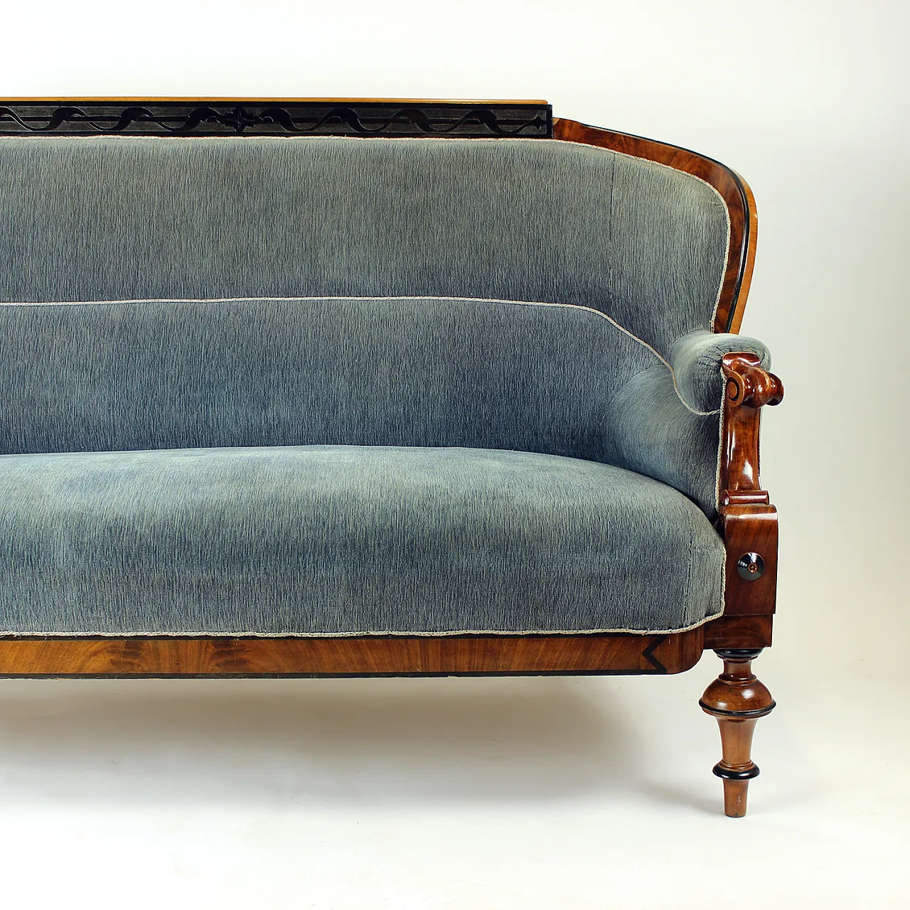 Biedermeier Sofa In Fabric And Walnut Veneer, Vienna, 19th century 2