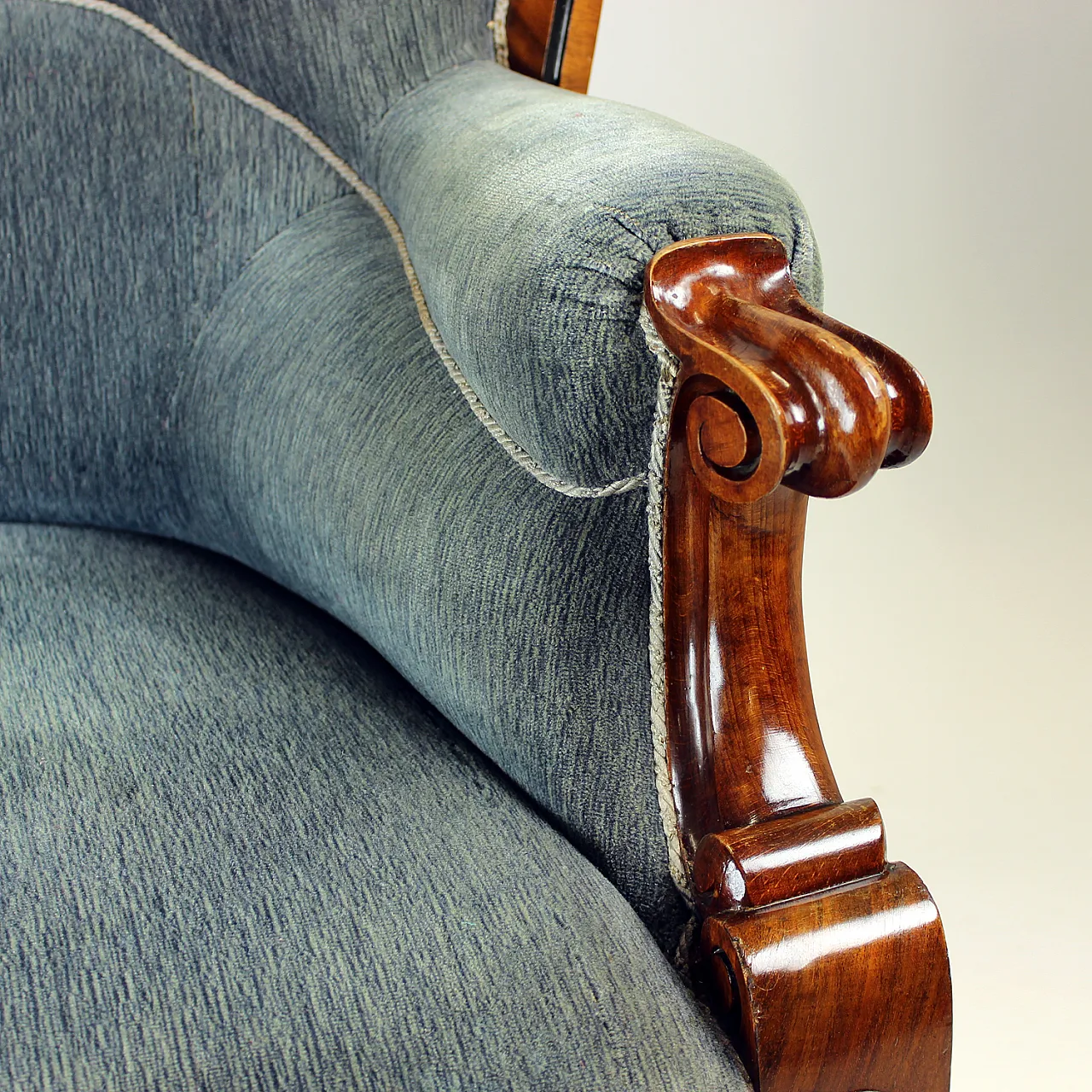 Biedermeier Sofa In Fabric And Walnut Veneer, Vienna, 19th century 4