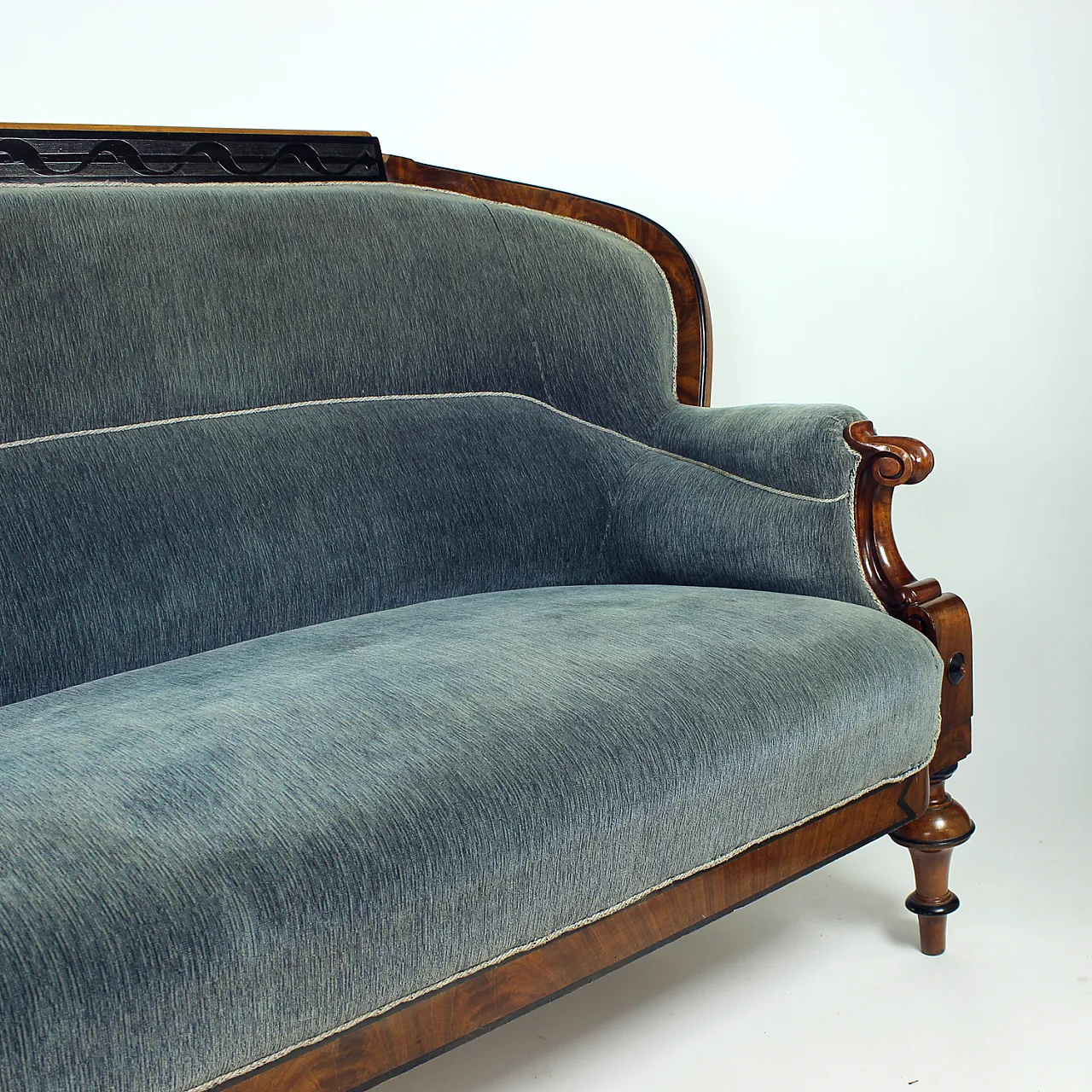 Biedermeier Sofa In Fabric And Walnut Veneer, Vienna, 19th century 13