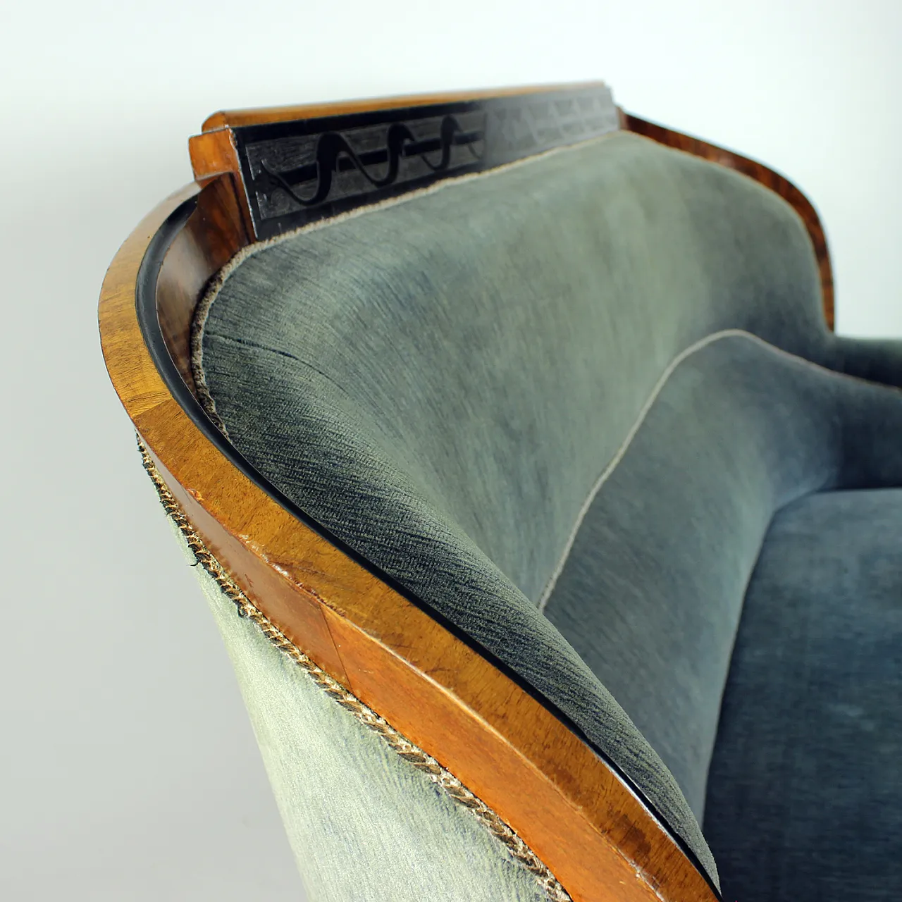 Biedermeier Sofa In Fabric And Walnut Veneer, Vienna, 19th century 14