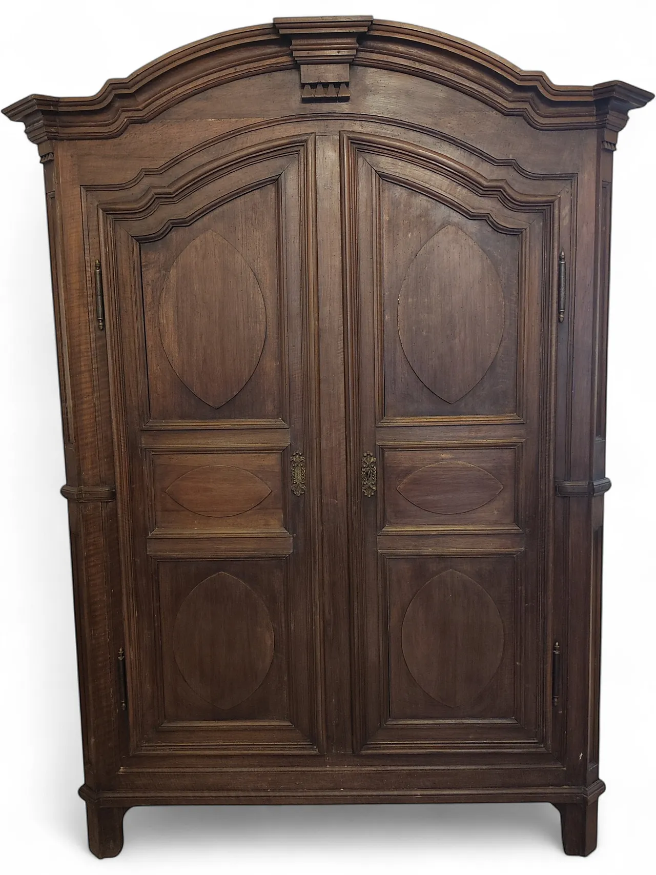 Wooden wardrobe, 18th century 9