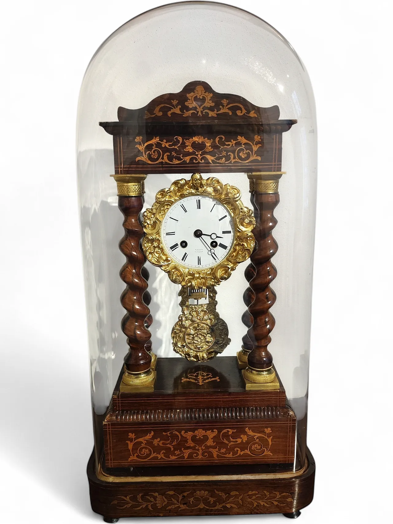 Mantel clock under glass dome, 19th century 9