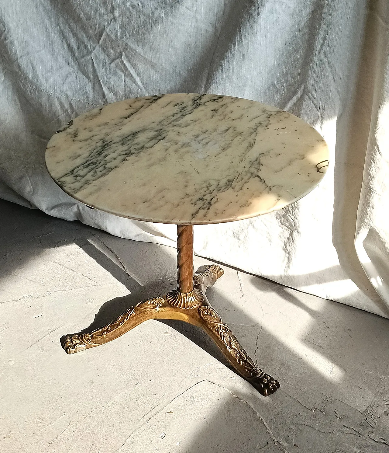 Coffee table in marble and brass, 1900s 2