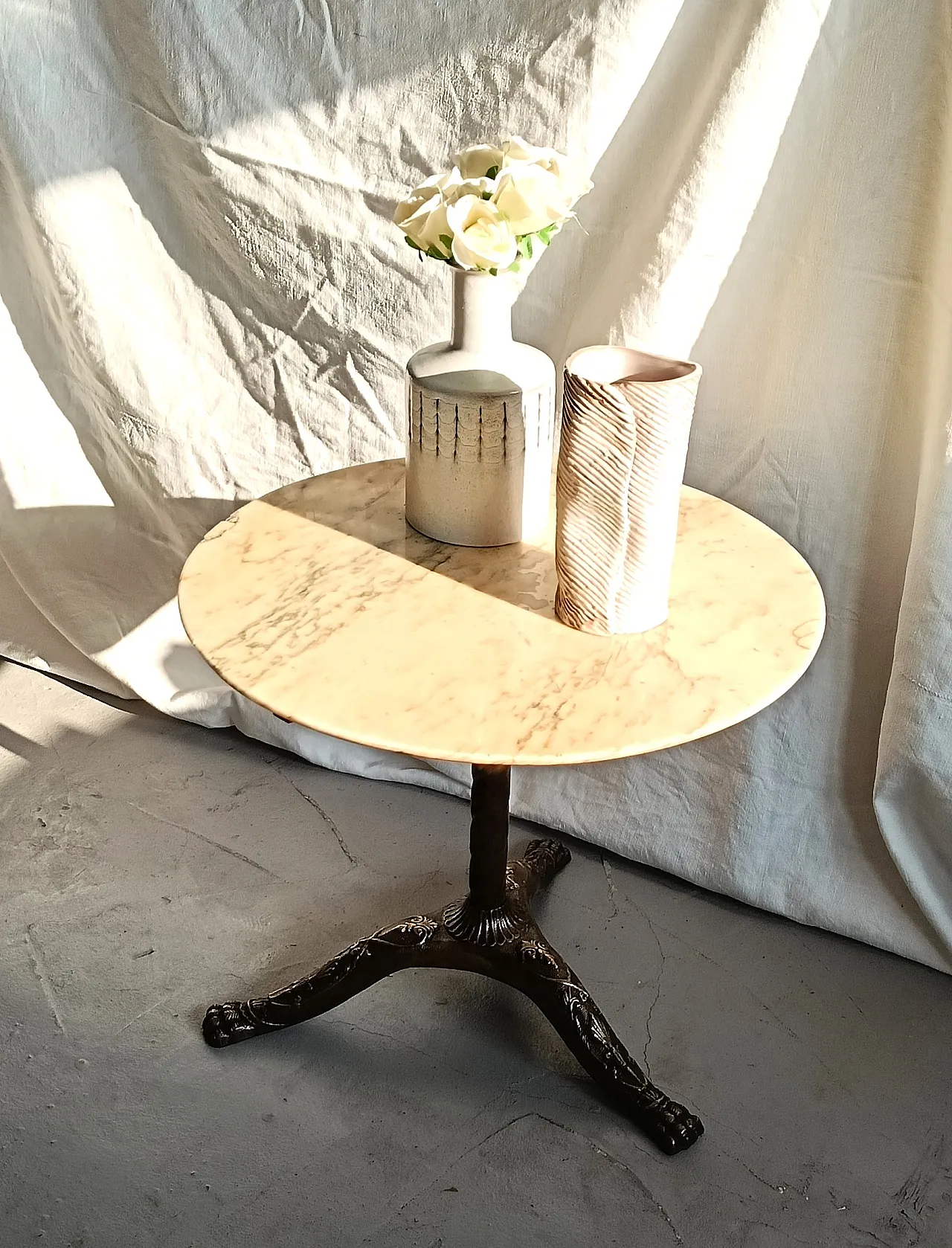 Coffee table in marble and brass, 1900s 8