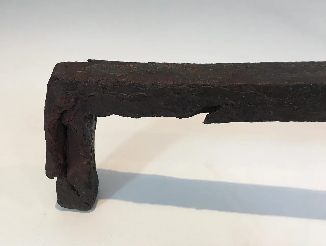 Coppia di alari in ferro battuto, stile gotico, francesi, '700 16