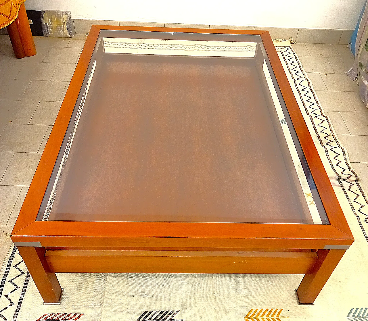 Wooden and glass coffee table with pull-out shelf – Italian design 2