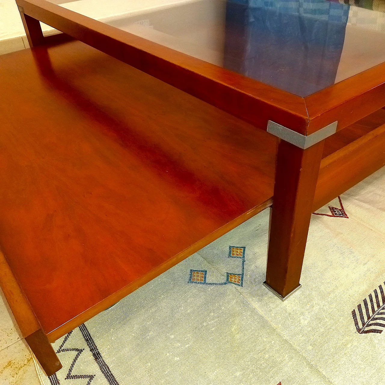 Wooden and glass coffee table with pull-out shelf – Italian design 6