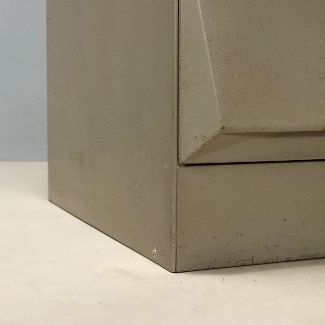 Ettore Sottsass's Synthesis filing cabinet for Olivetti, 1960s 6
