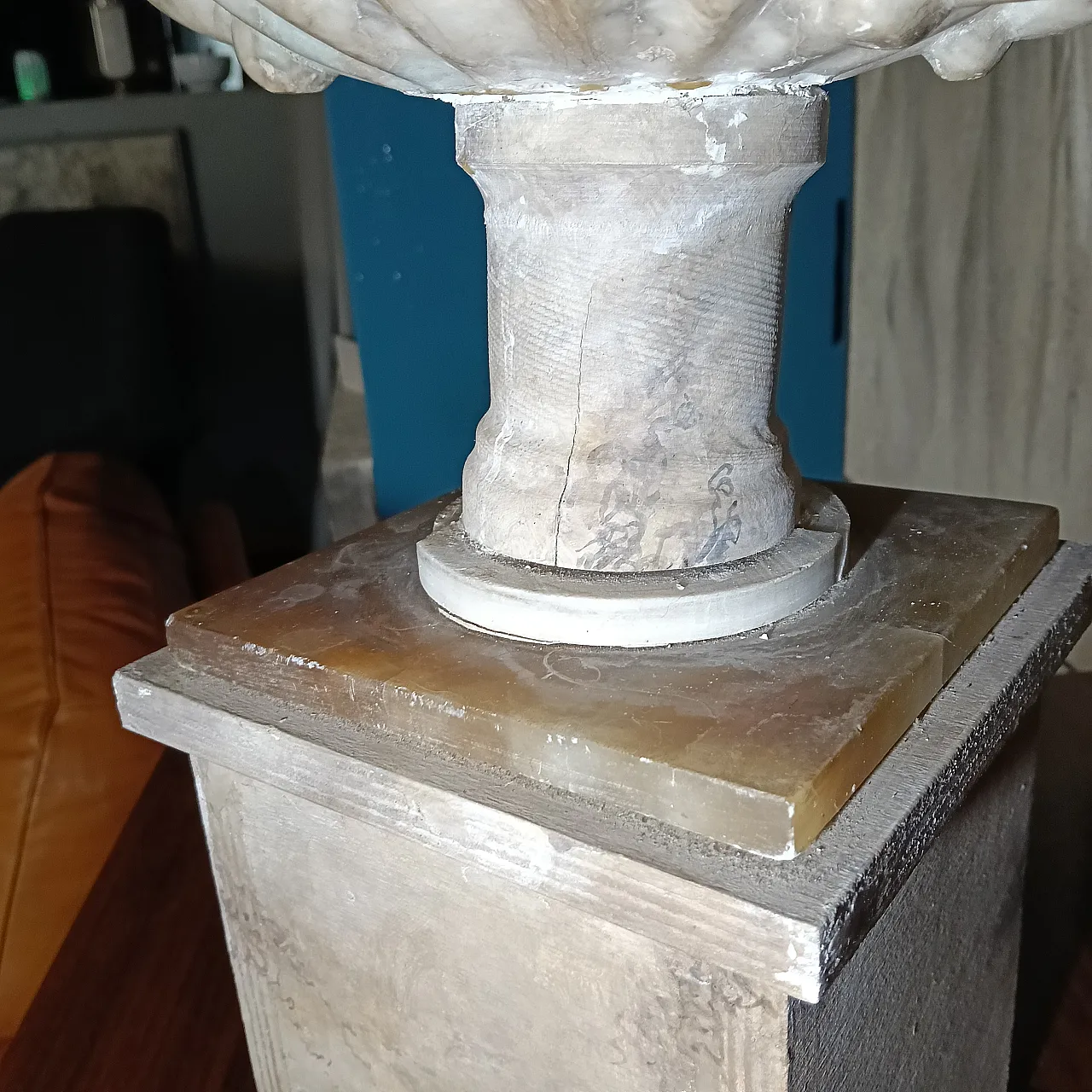 Marble vase in Neoclassical style, 20th century 33