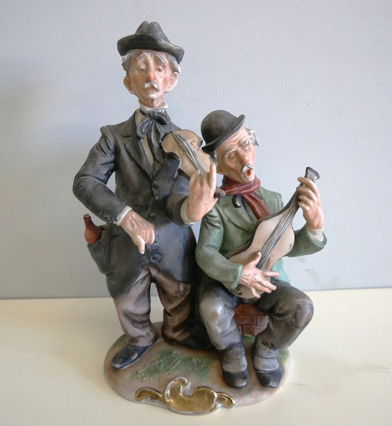 Ceramic figurine with musicians, Japan, 1980s 1