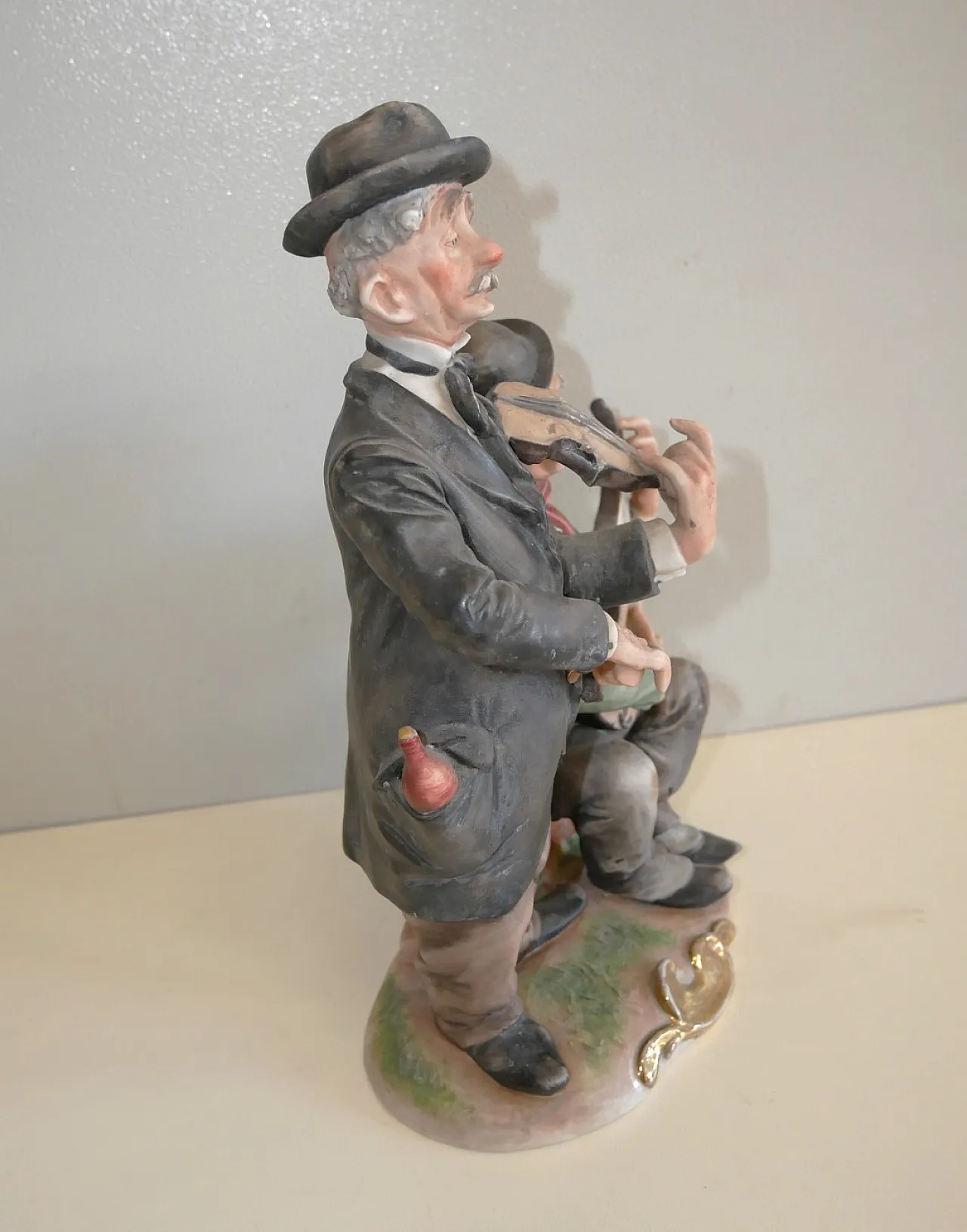 Ceramic figurine with musicians, Japan, 1980s 3