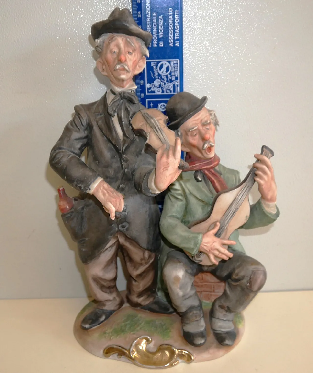 Ceramic figurine with musicians, Japan, 1980s 5
