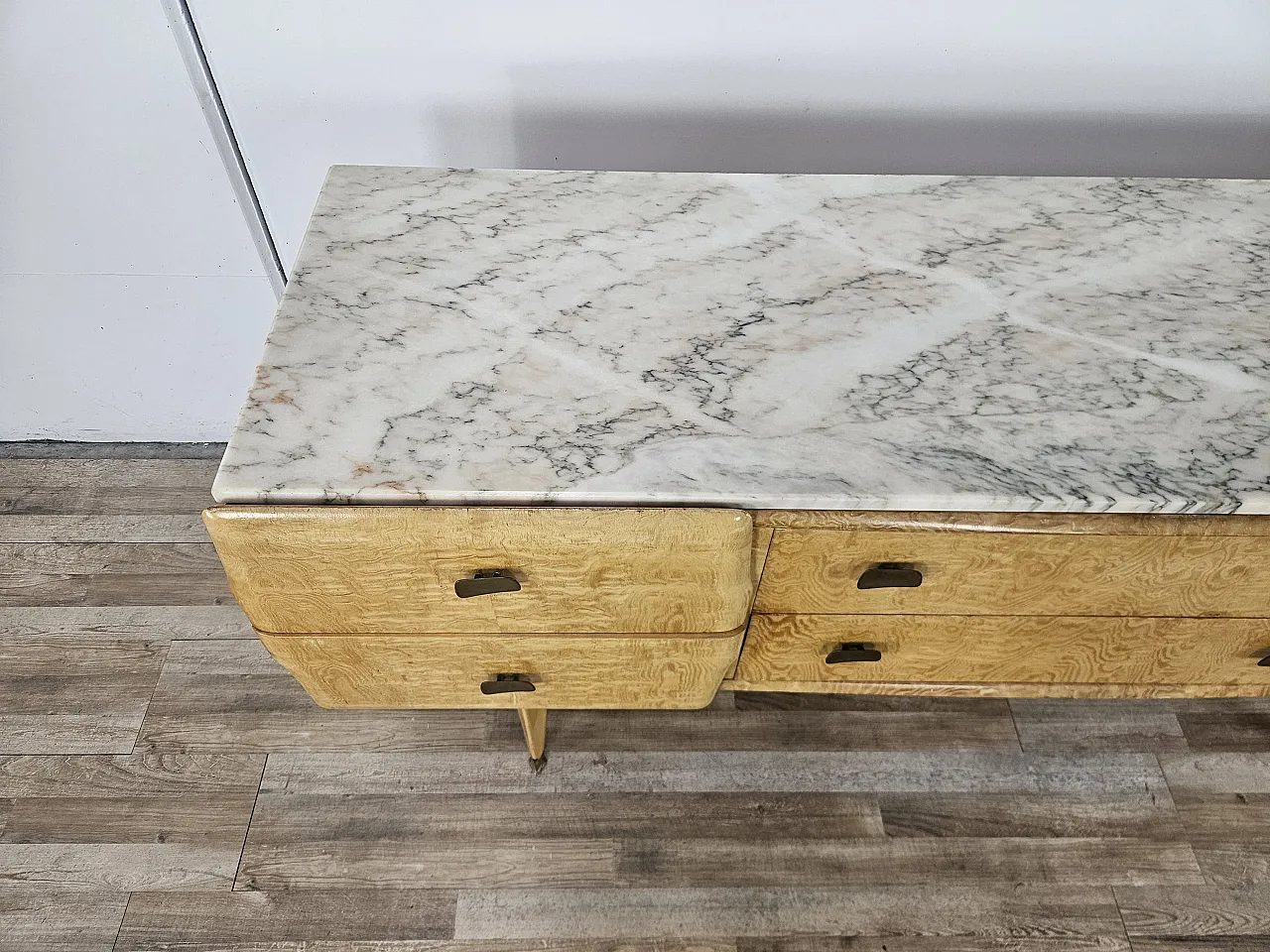 Maple and marble chest of drawers, 1950s 4