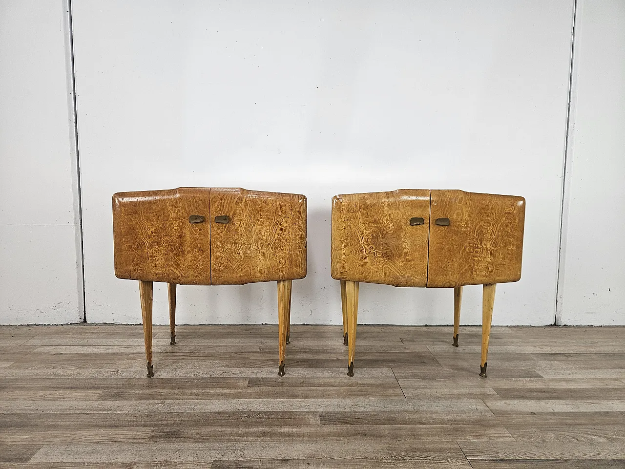 Pair of maple and glass bedside tables, 1950s 1