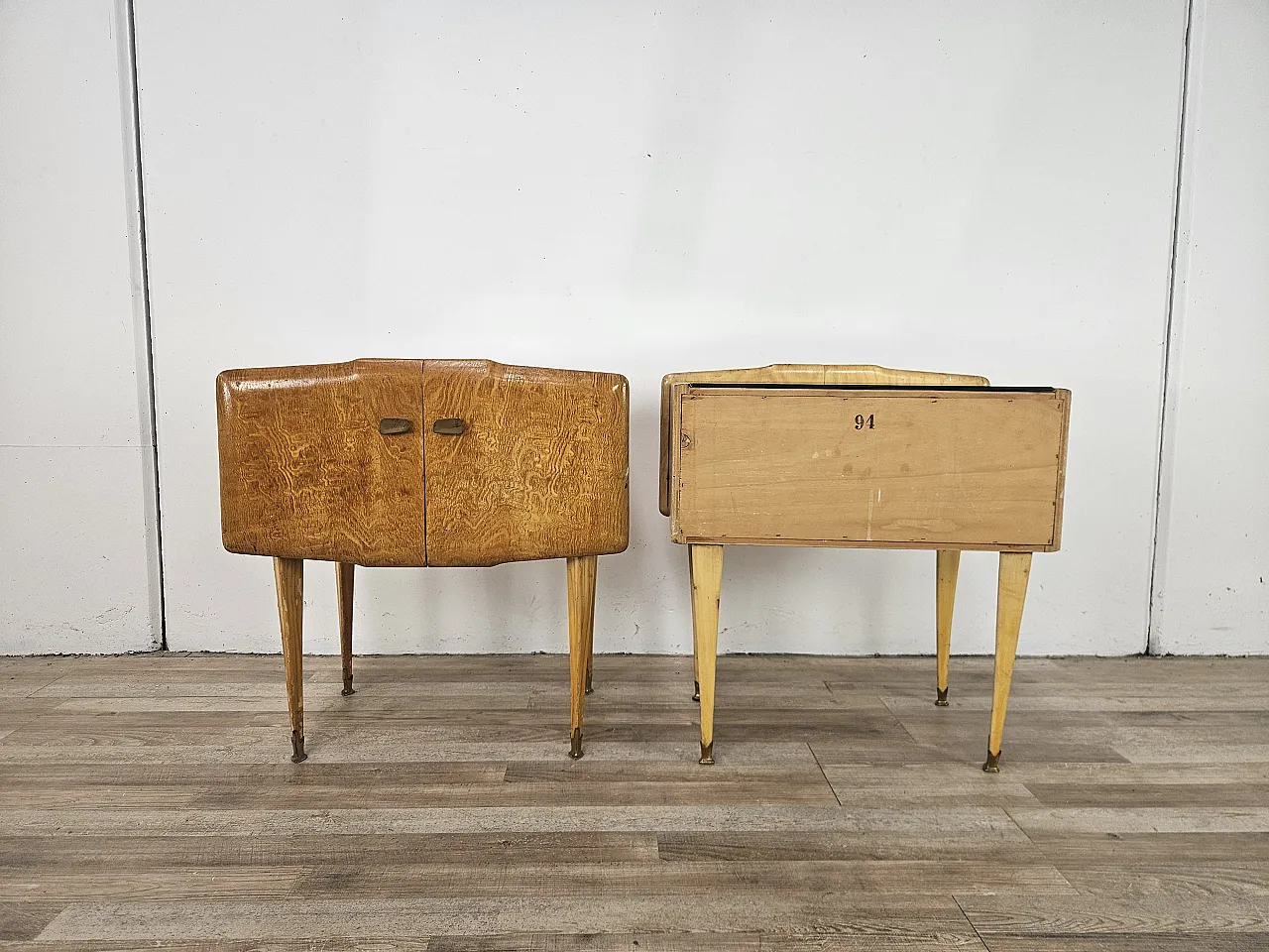 Pair of maple and glass bedside tables, 1950s 3