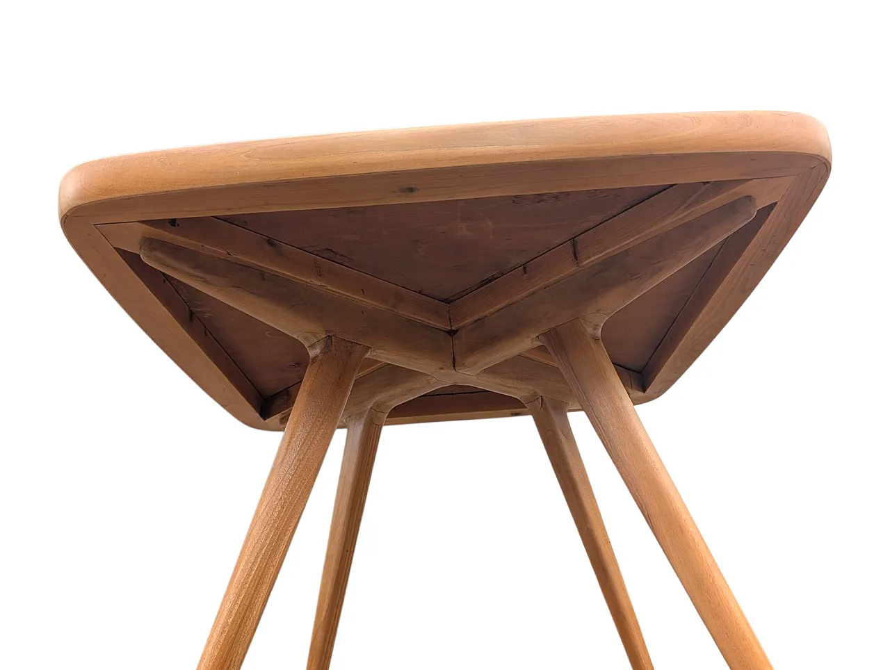 Restored 1950s maple wood game table by Cassina, 1950s 6