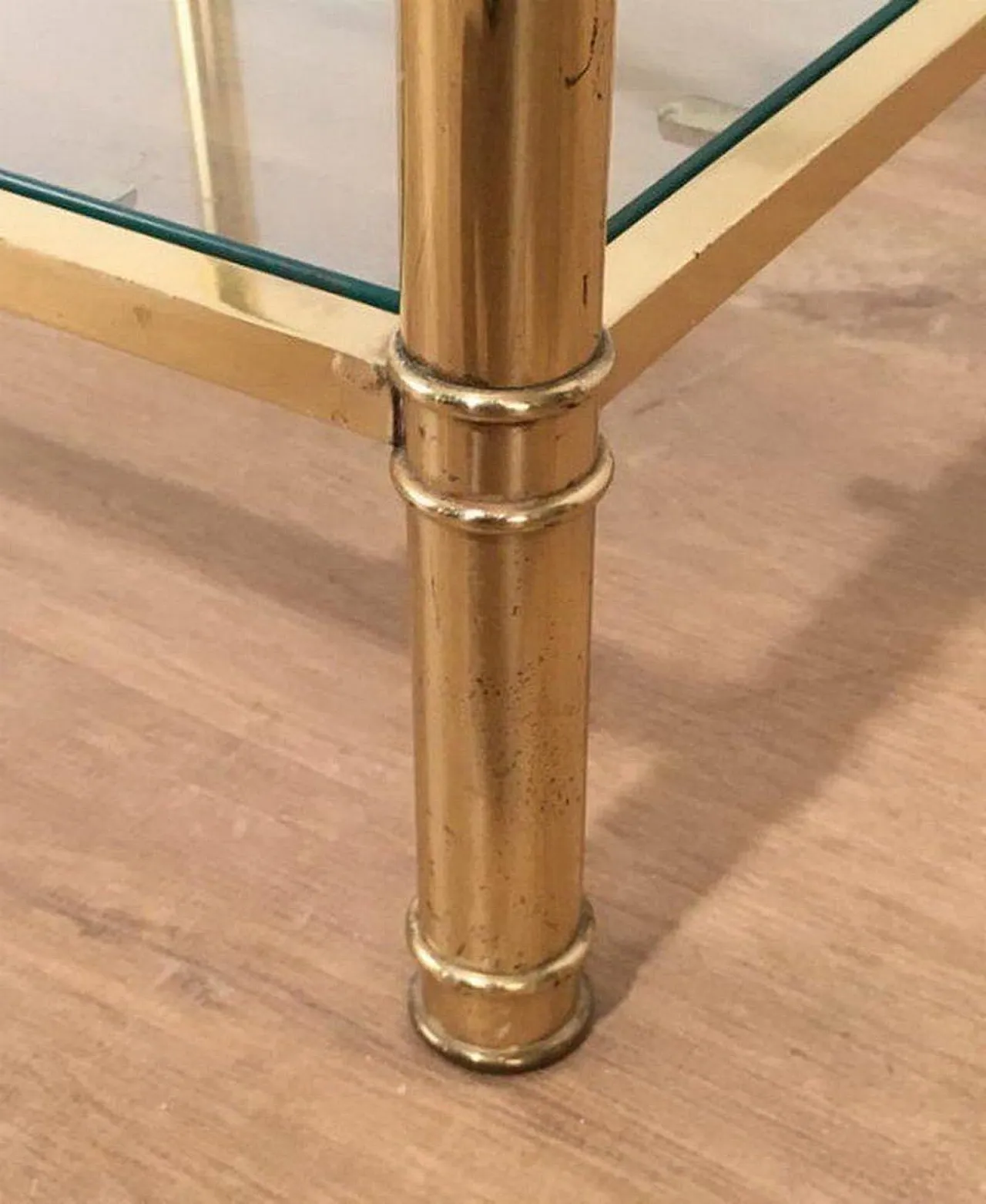 Coppia di tavolini rotondi in ottone in stile neoclassico, anni '40 7