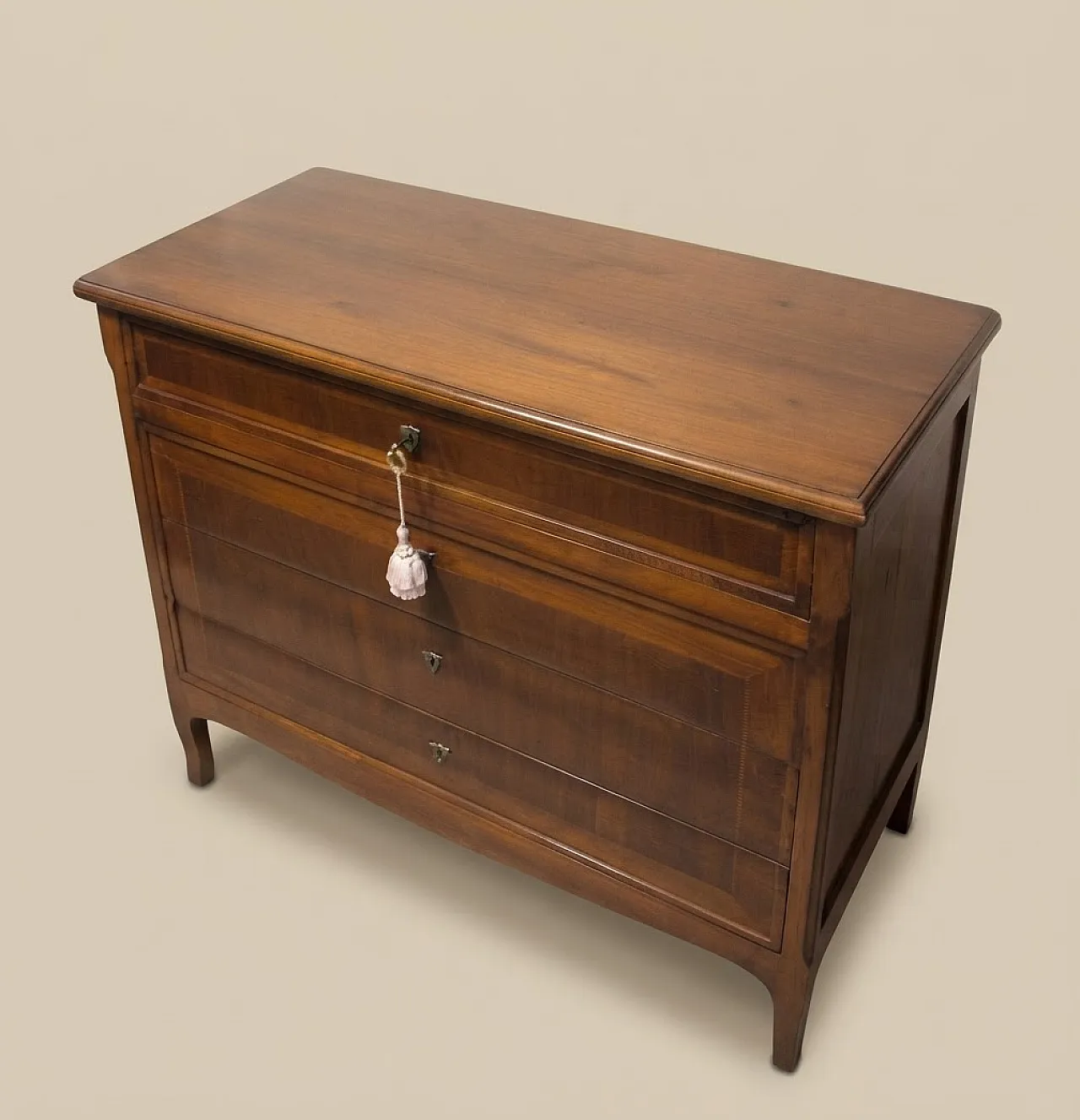 Walnut chest of drawers, 1880 1