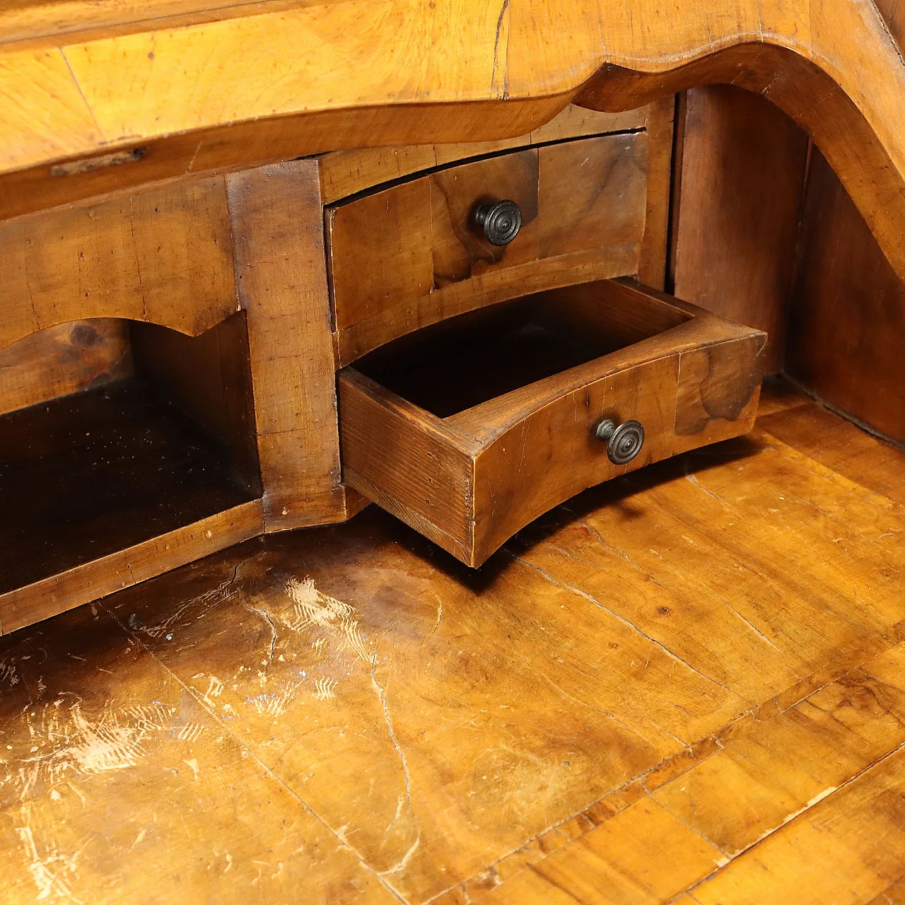 Walnut and burl burl trumeau, early 20th century 9