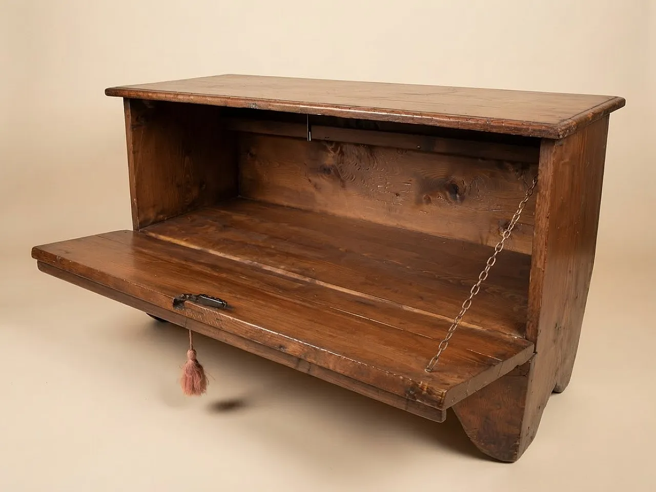 Larch wood chest, 18th century 2