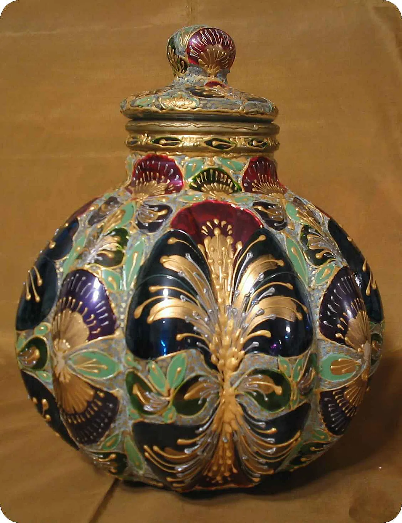Glass centerpiece with lid in Art Nouveau style, 1970s 1