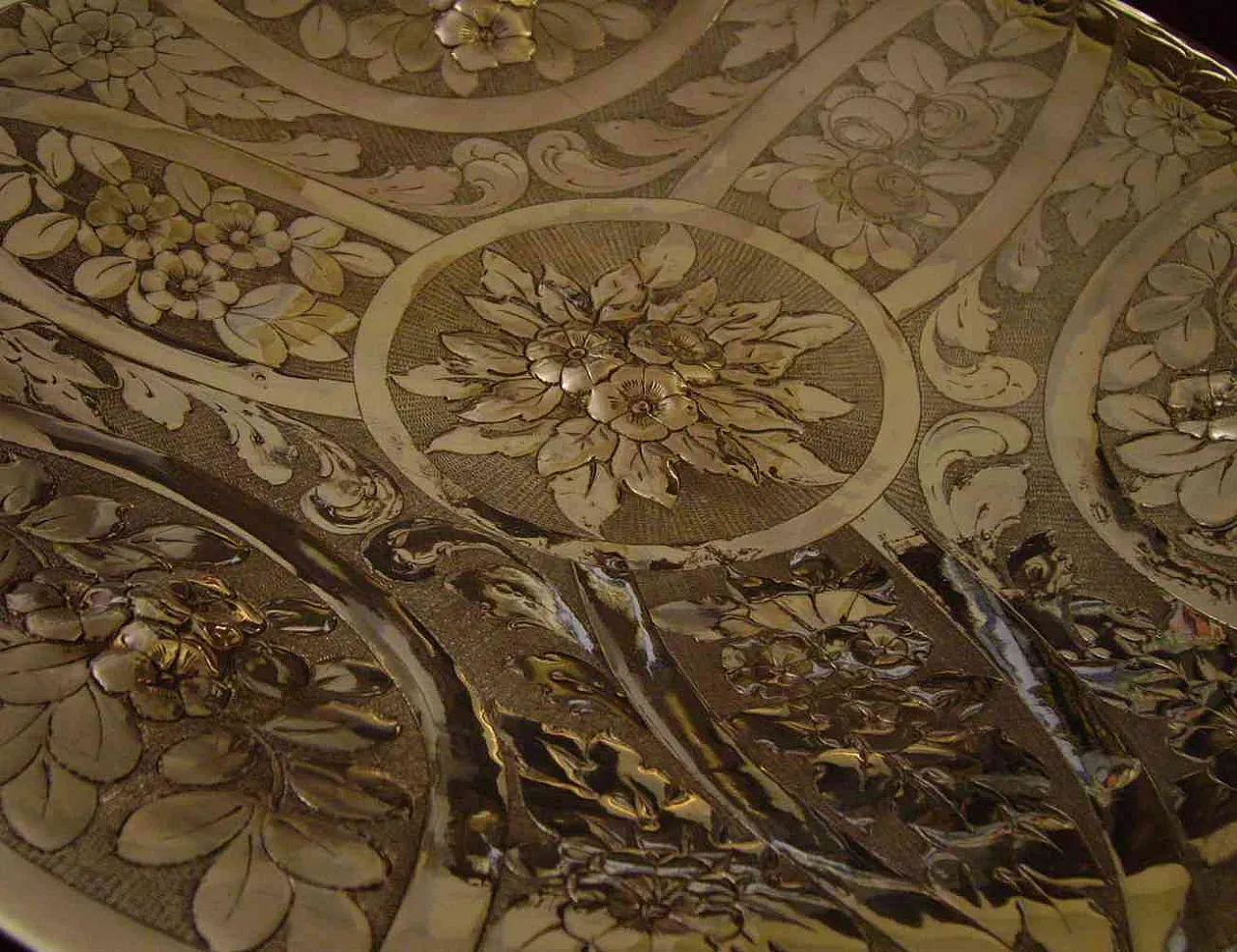 Silver-plated copper centerpiece tray, 1900s 5