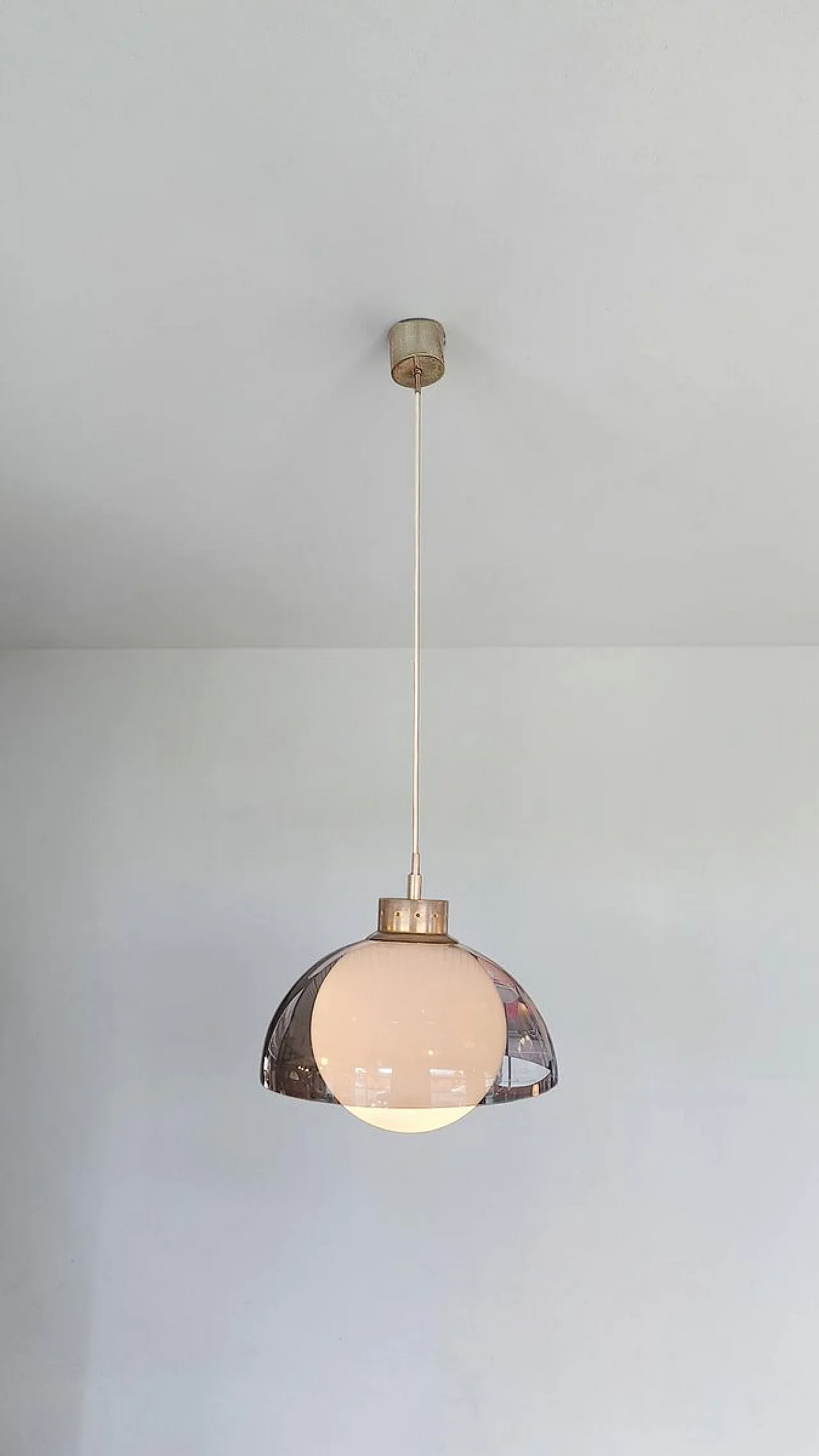 Pendant lamp in glass, plastic and nickel-plated brass, 1960s 3