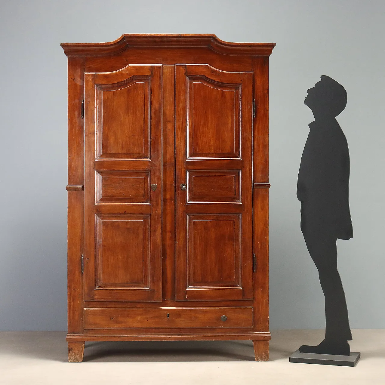 Two-piece cherry wardrobe, 19th century 3