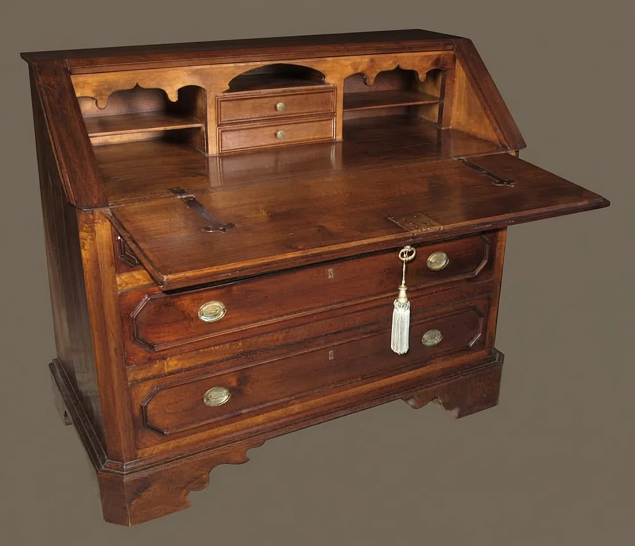 Walnut flap desk, 19th century 2