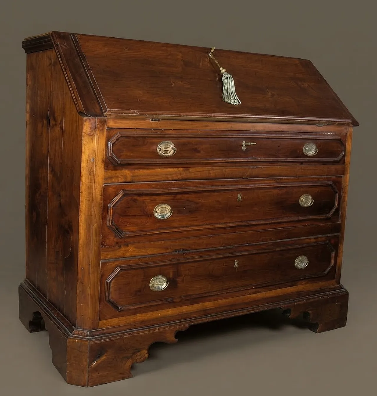 Walnut flap desk, 19th century 3